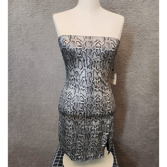 Superdown Naomi Mini Dress in Silver Snake Small Fully Lined Metallic Fabric 💲 - Picture 2 of 10